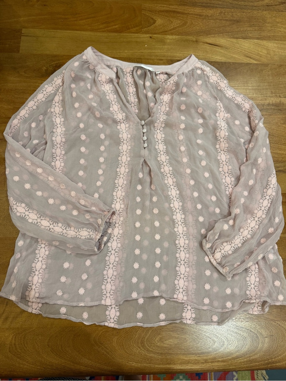 Zoa New York Light Pink/Mauve Embroidered Sheer 100% Silk Blouse Size Medium